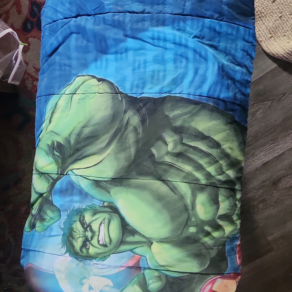 Twin size Comforter set